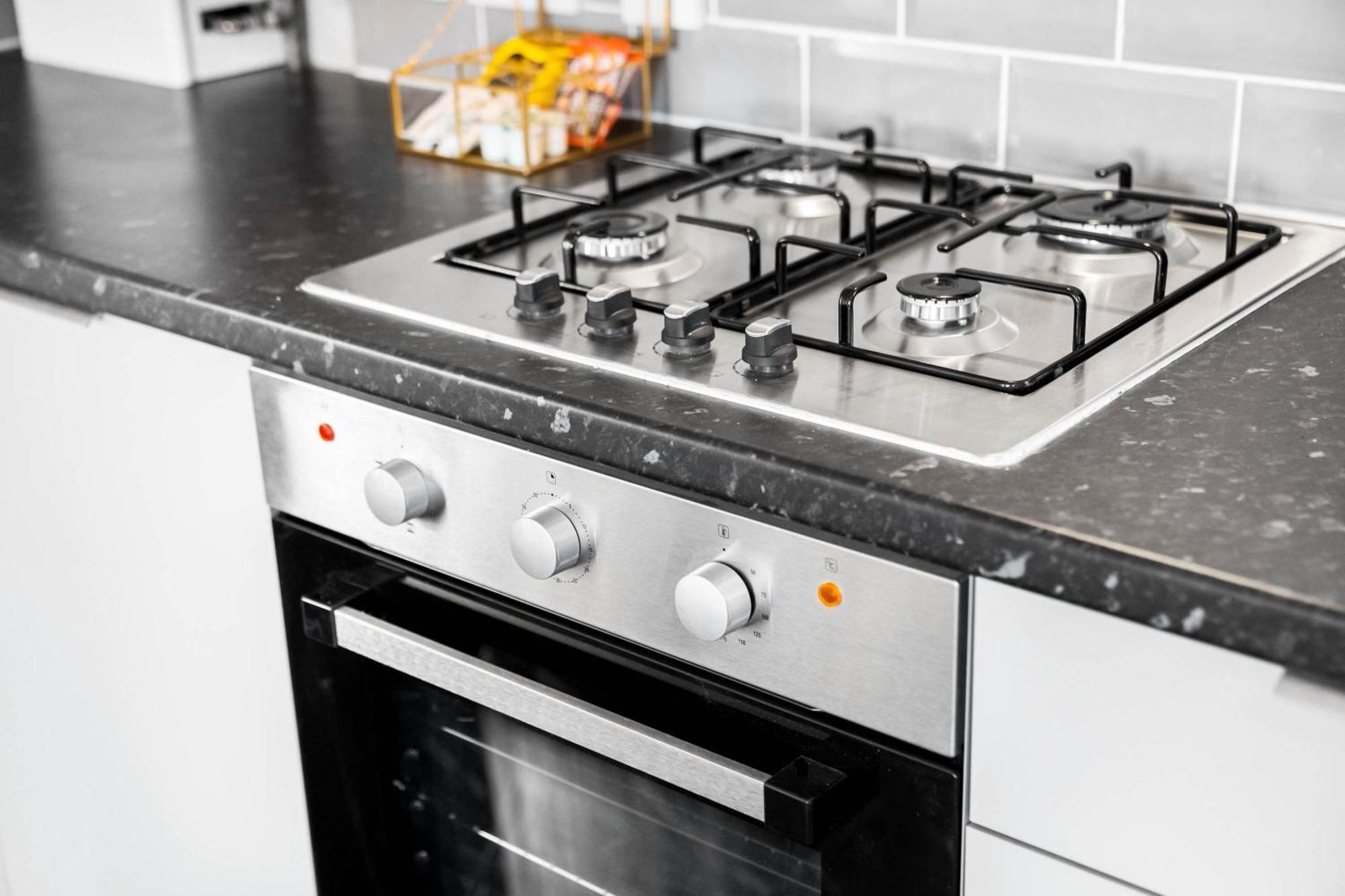 Modern Apartment - Cradley Heath - Top Rated - Netflix - Wifi - 1Mh سميثويك المظهر الخارجي الصورة